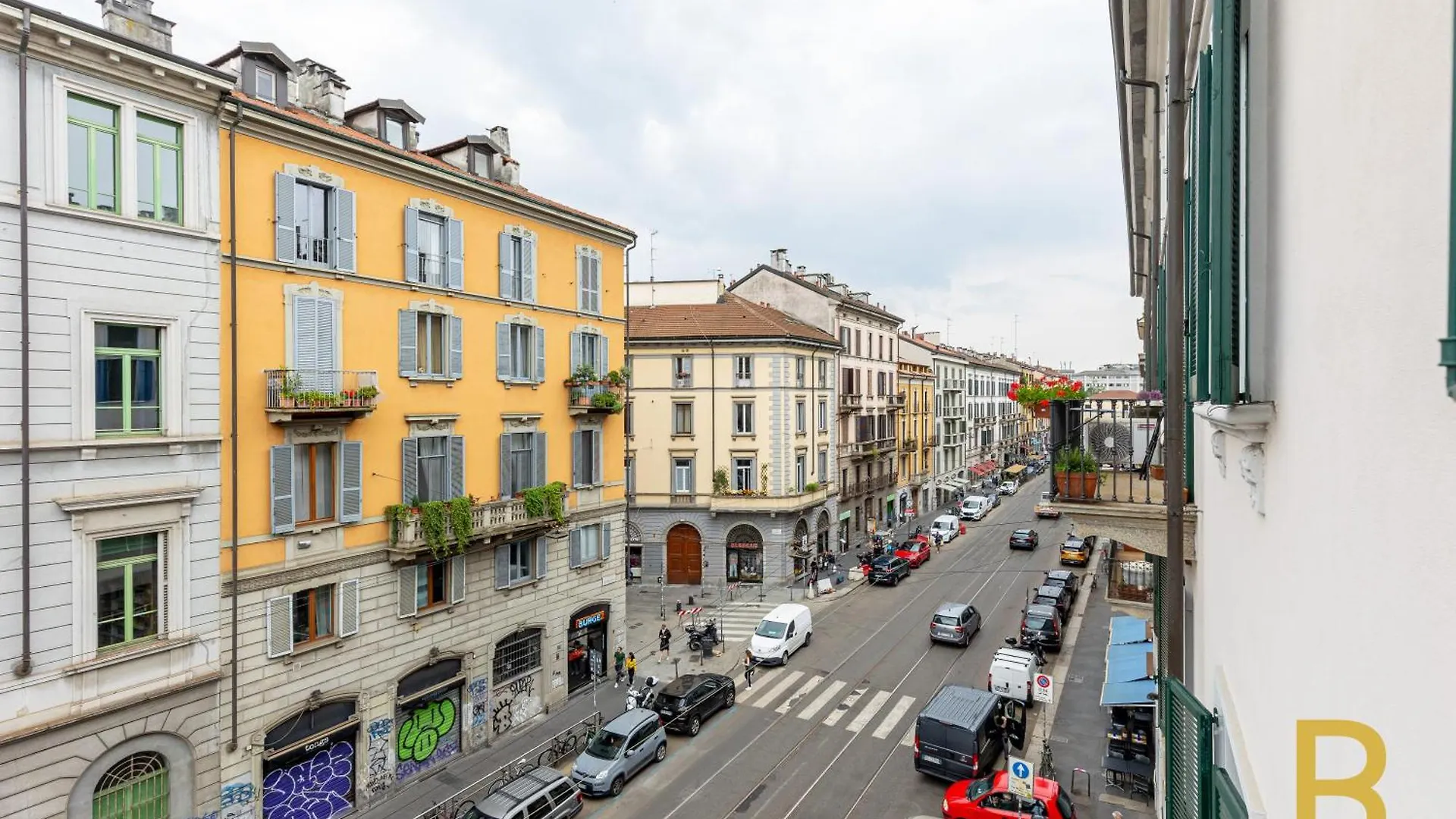 Beplace Apartments At Navigli Milan