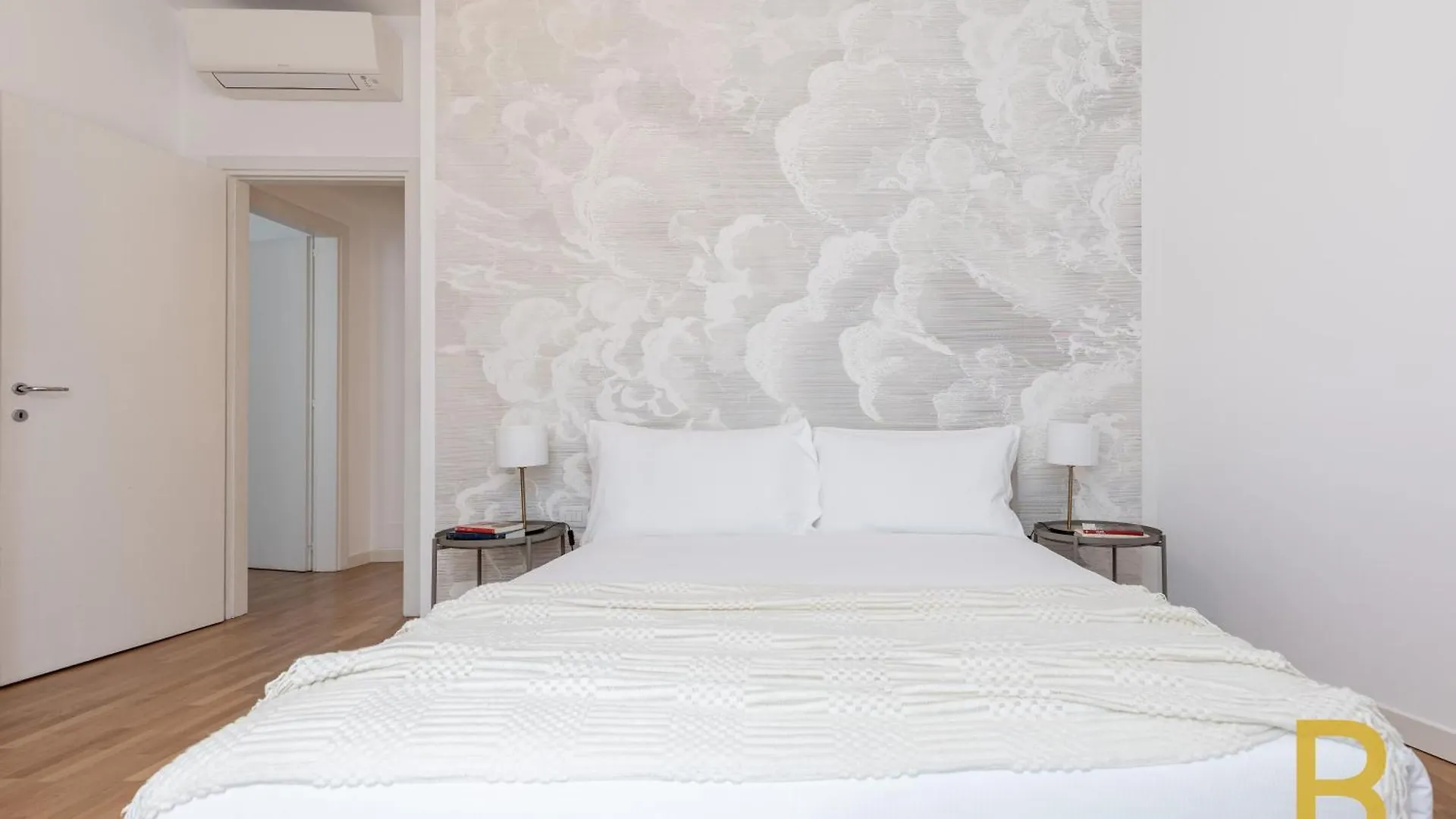 Beplace Apartments At Navigli Milan 0*,