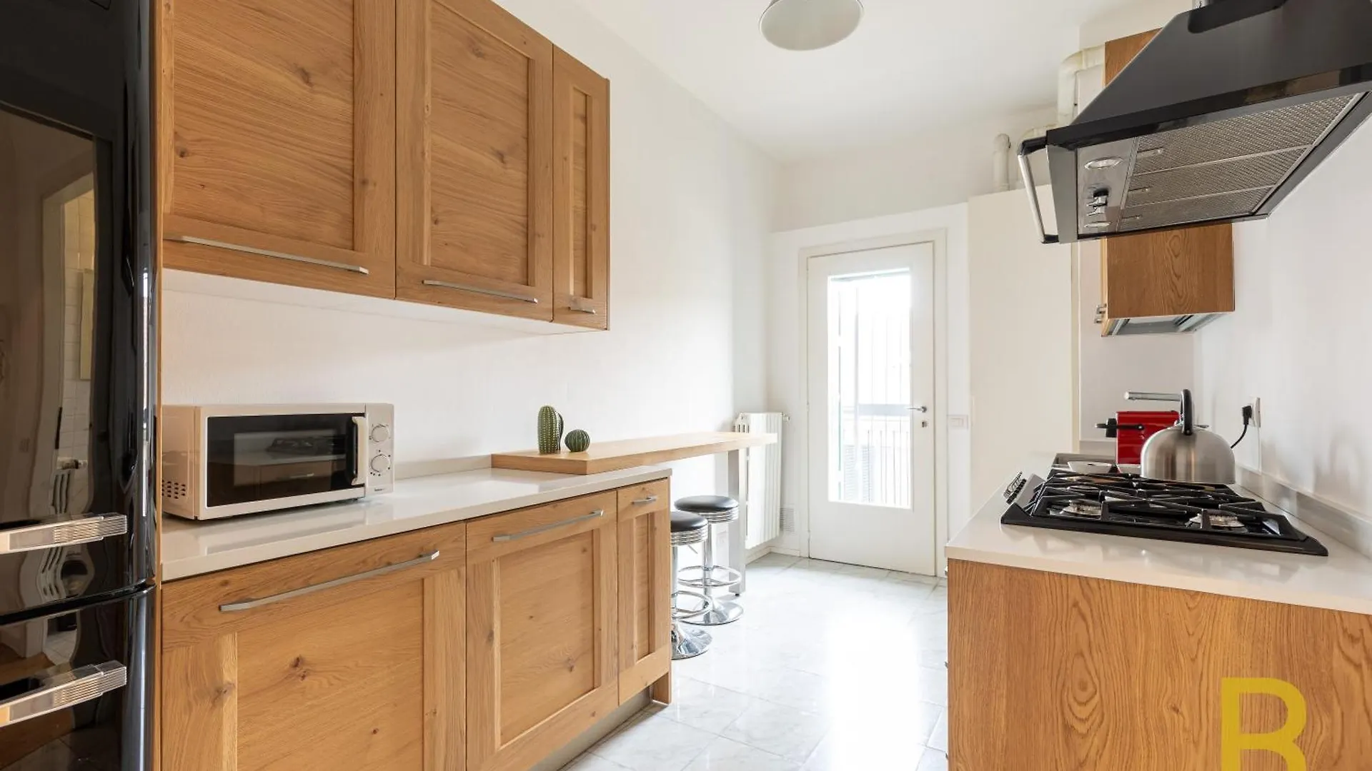 Beplace Apartments At Navigli Milan